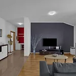 Stunning City View Apartment